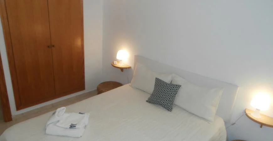 Dormitorio y su mobiliario
