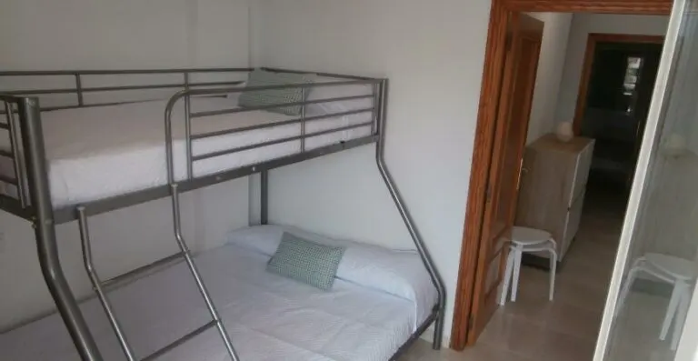 Dormitorio y su mobiliario