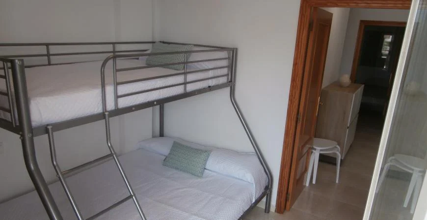 Dormitorio y su mobiliario