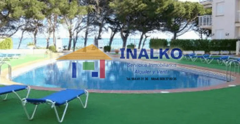 Piscina y zona exterior · Vista 4