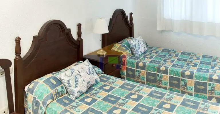 Dormitorio y su mobiliario · Vista 20