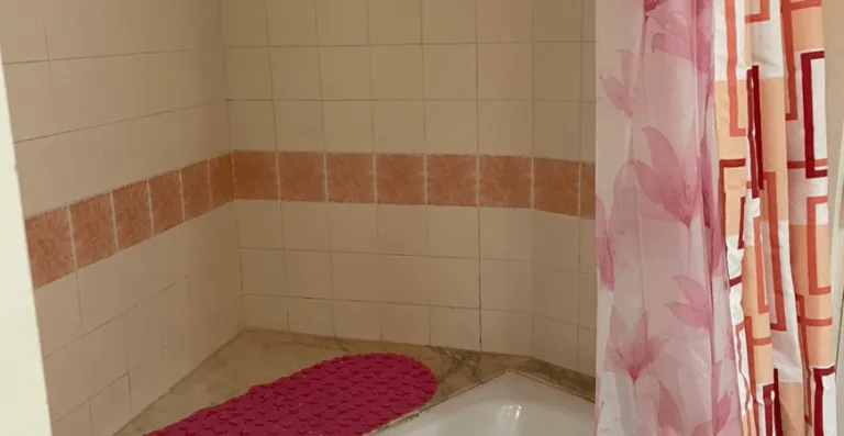 Baño con bañera