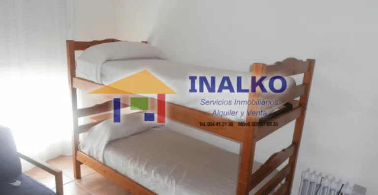 Dormitorio y su mobiliario · Vista 14