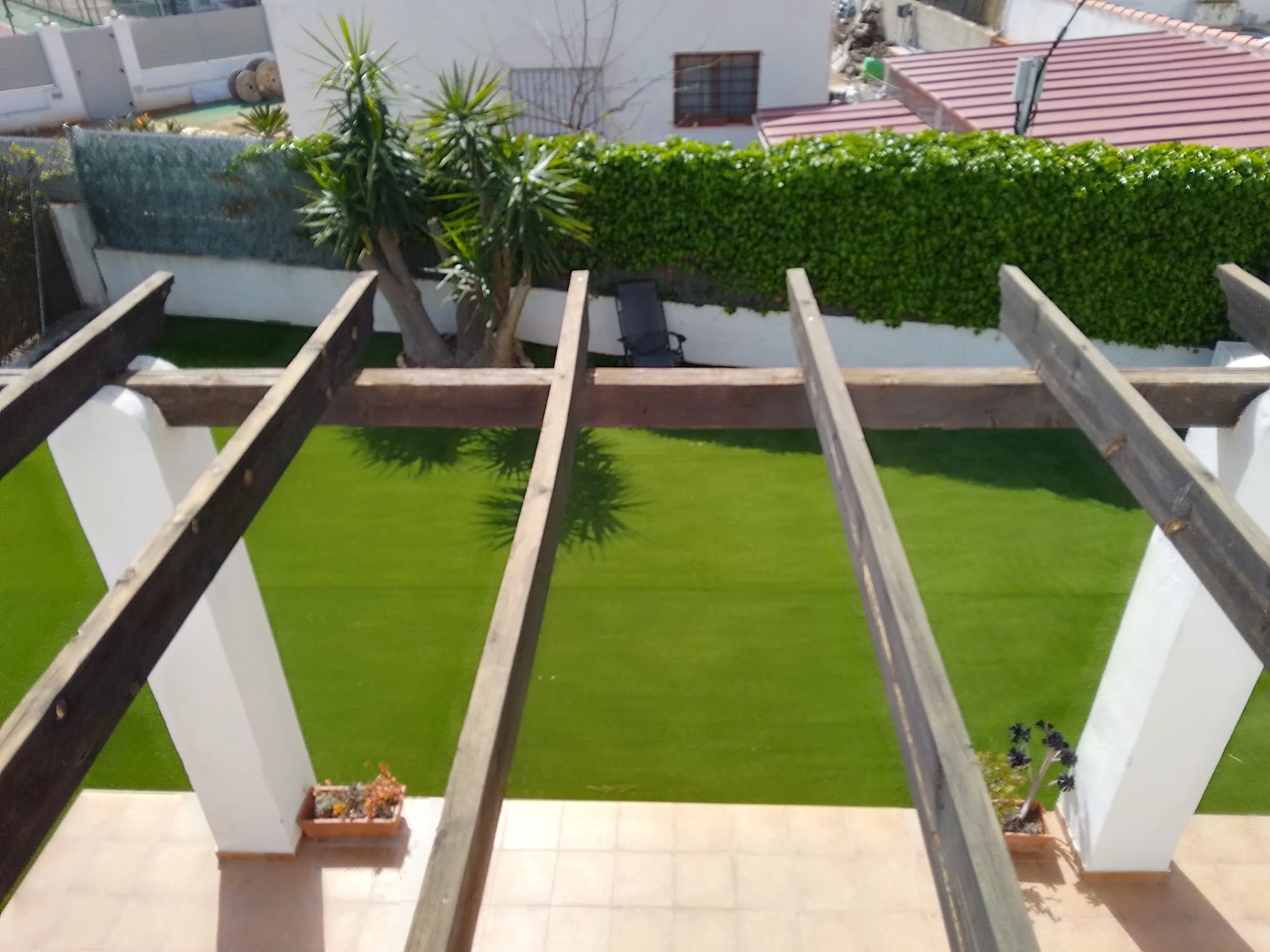 Jardín y vegetación junto a la vivienda · Adosado - porta alcala - playa cargador