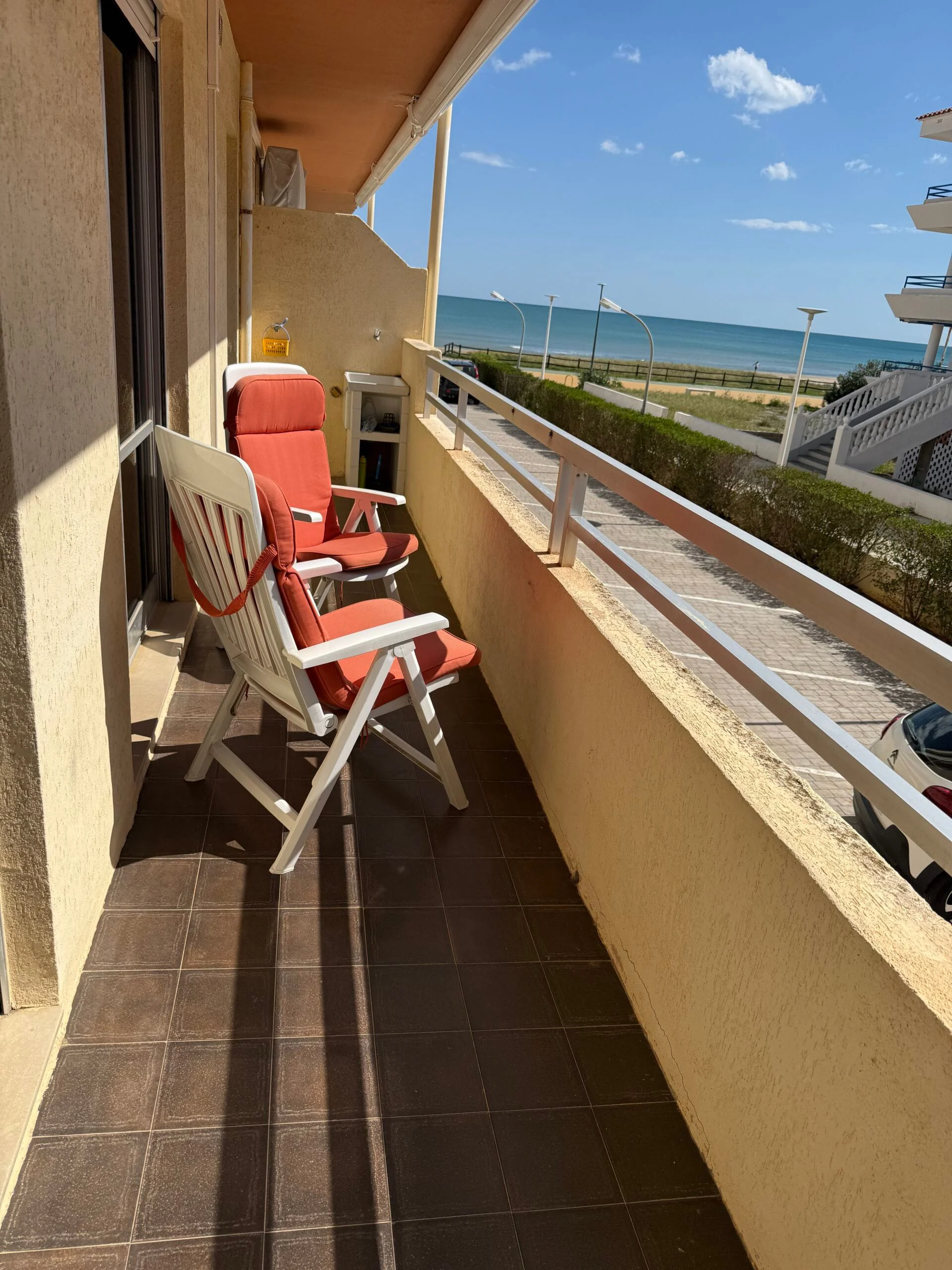 Terraza y espacio exterior · Arenal - playa cargador