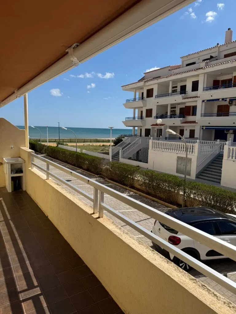 Terraza y espacio exterior · Arenal - playa cargador