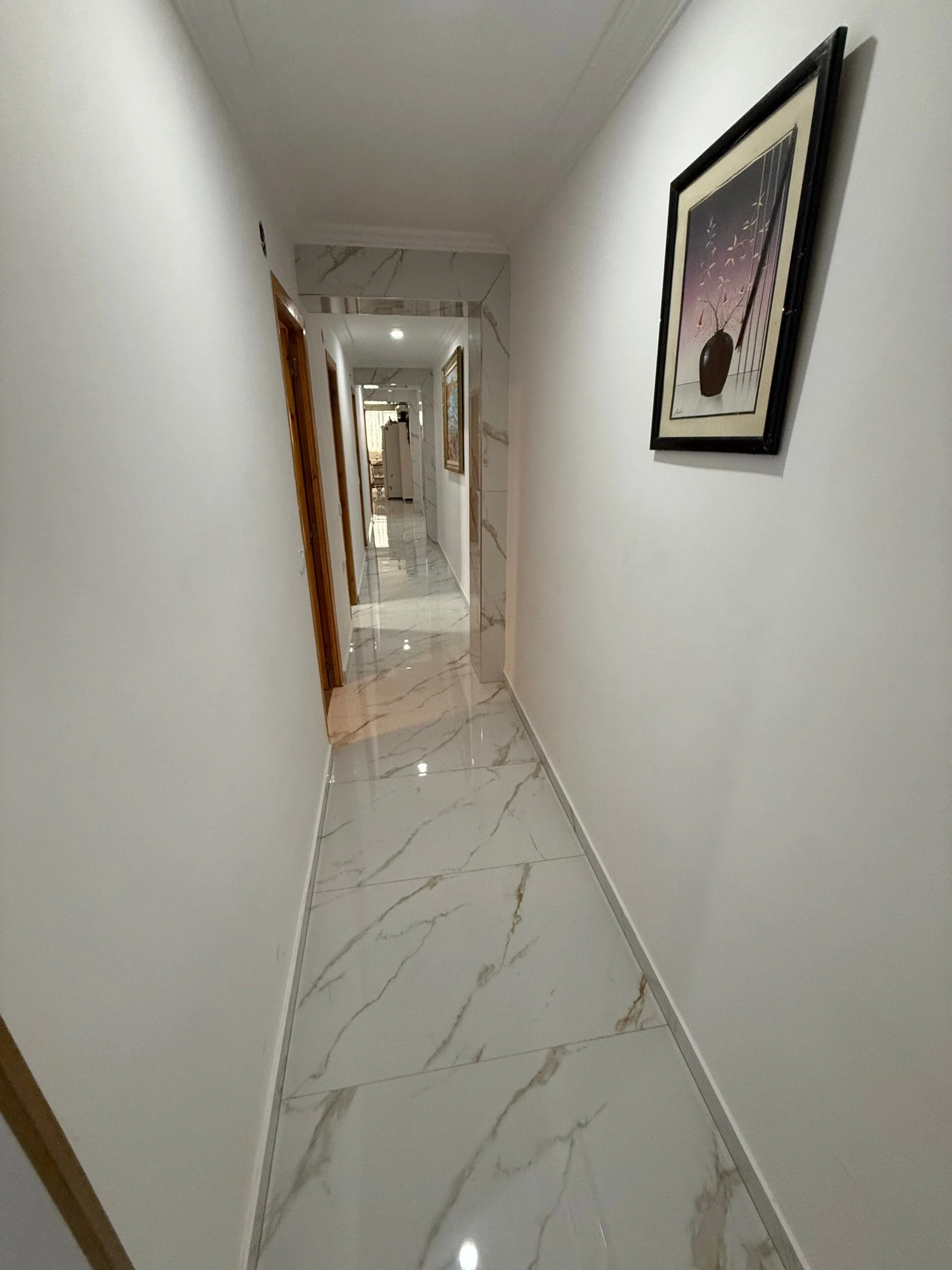 Acceso y distribución de la vivienda · Duplex en el centro del pueblo