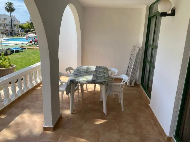 Terraza y espacio exterior · Habitat - playa romana