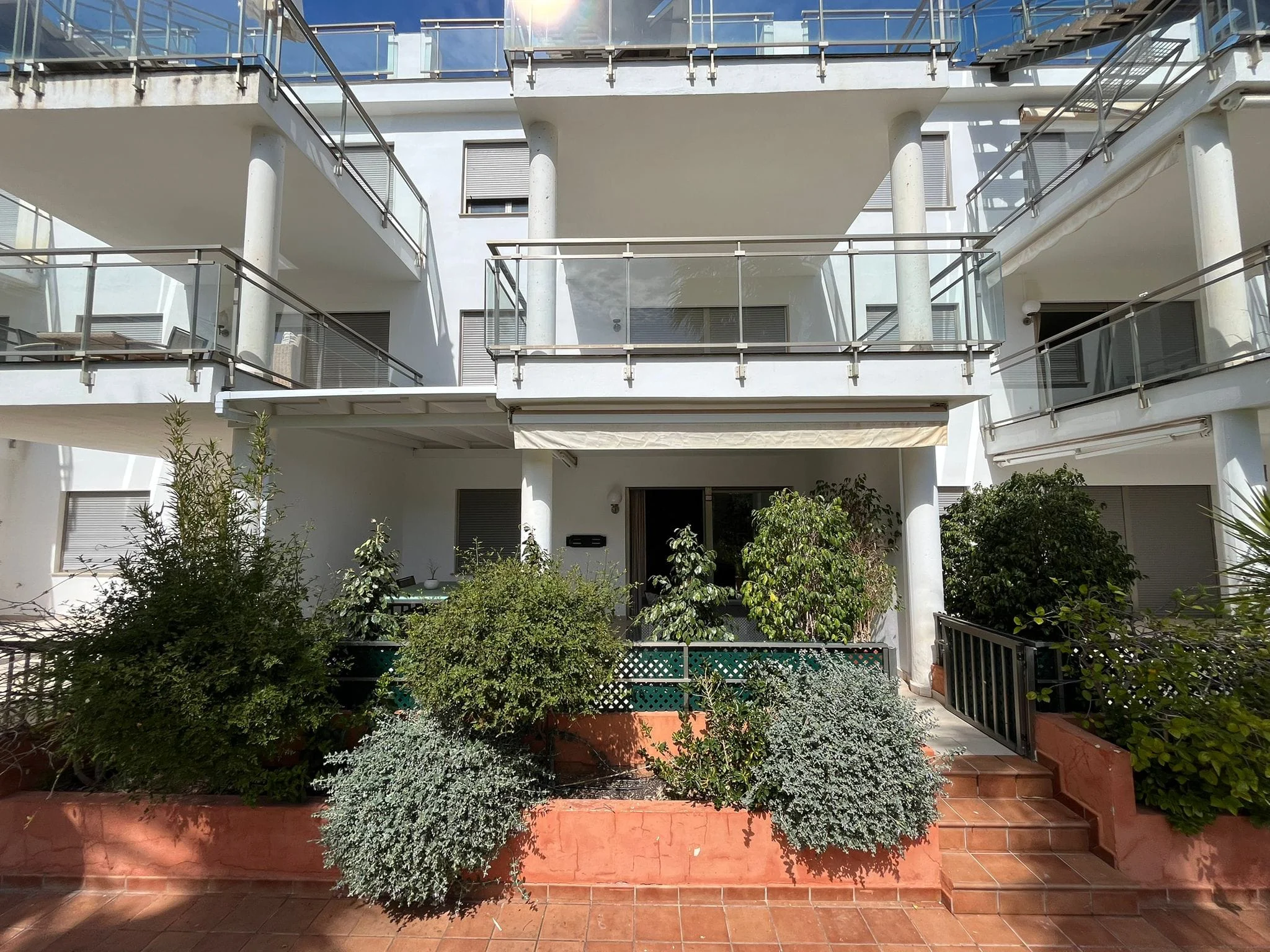 Fachada y exterior de la vivienda · Espectacular apartamento entre playas