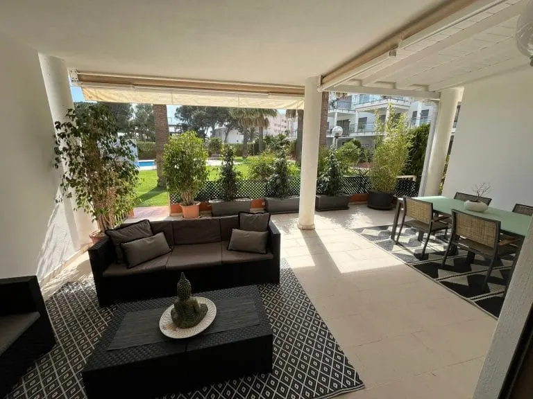 Terraza y espacio exterior · Espectacular apartamento entre playas · Vista 7