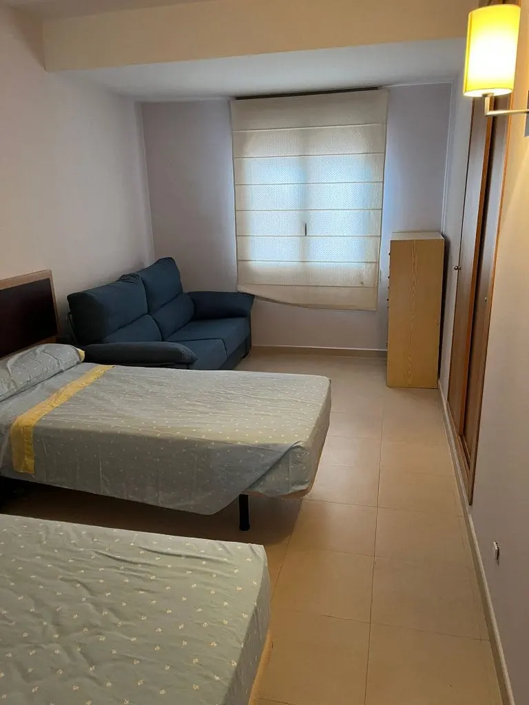 Dormitorio y su mobiliario · Vista 26