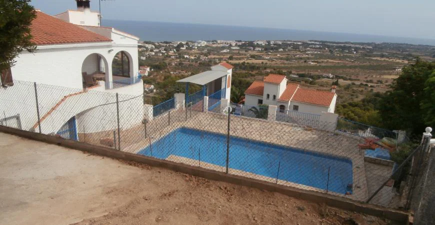 Fantástico Chalet con Parcela en RACO DEL VALE