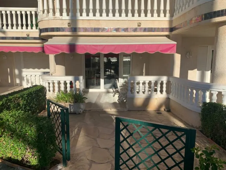 Terraza y espacio exterior · Apartamento en playa romana - casablanca