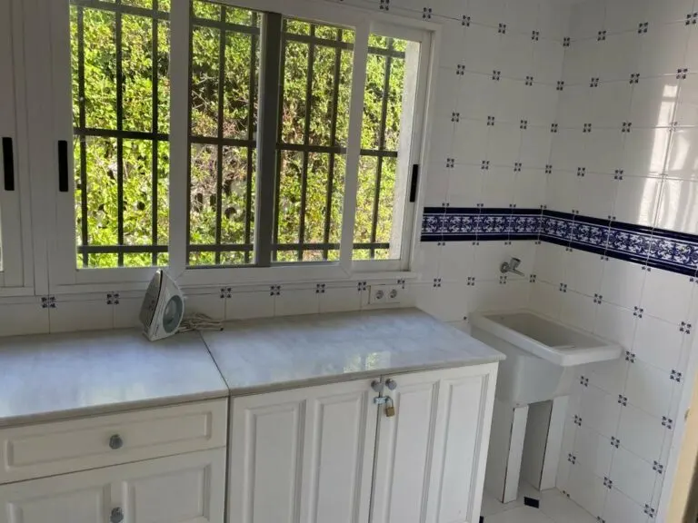 Cocina de la vivienda · Villa marina - playa las fuentes · Vista 8