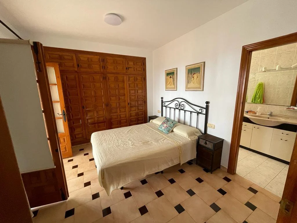 Dormitorio de la vivienda · Fantástico chalet con parcela en raco del vale