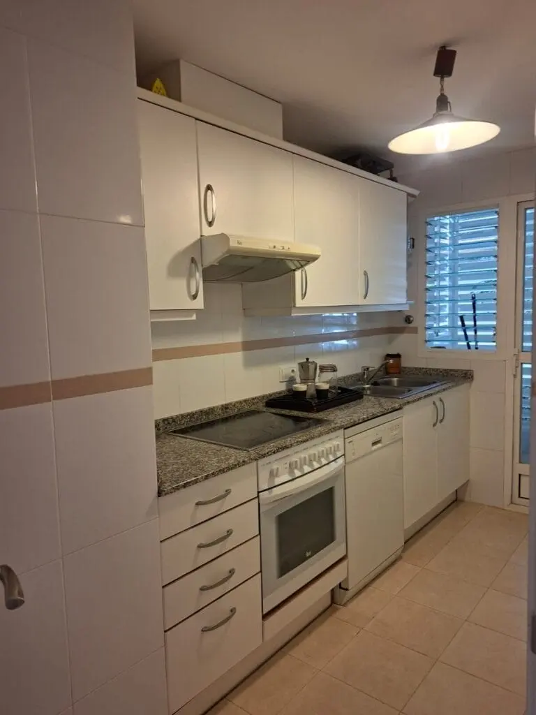 Cocina de la vivienda · Alcala blau i - playa del moro