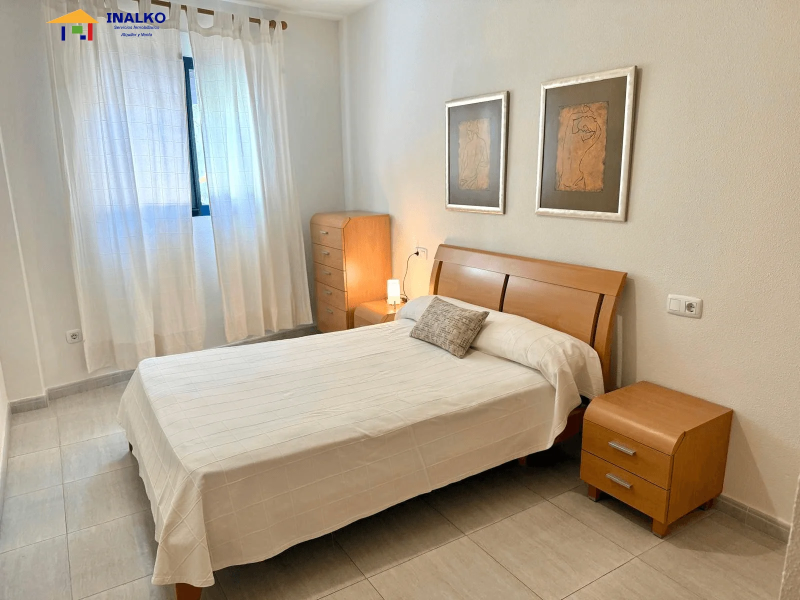 Dormitorio de la vivienda · Porta mediterranea- playa cargador